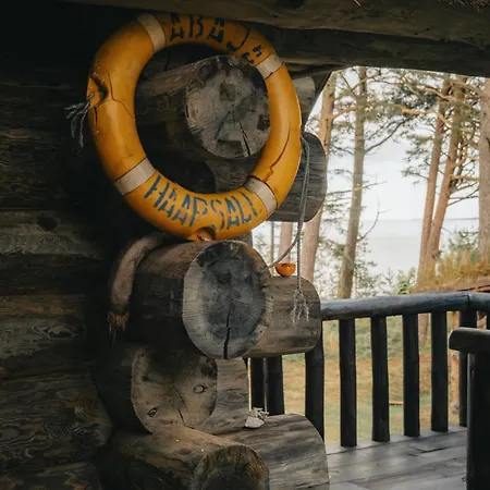 Metskapteni Puhkemaja * Poosaspea